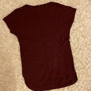 EUC Lululemon top, no tag fits like a 4/6